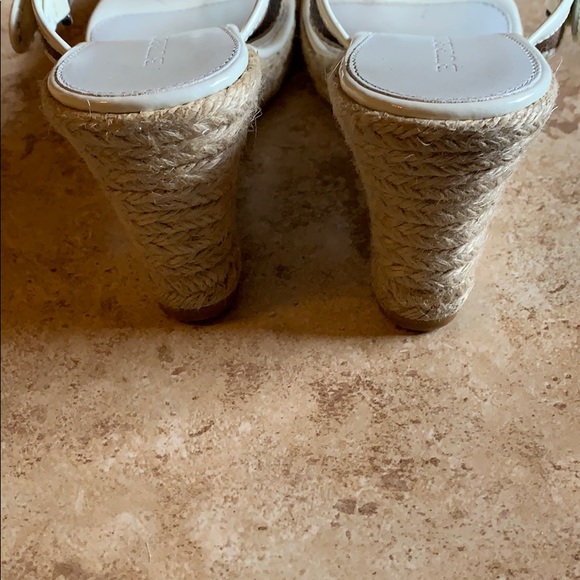 Sandals - Picture 4 of 7